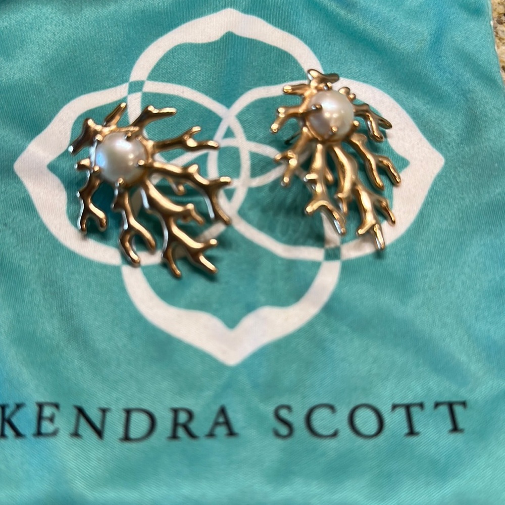 Kendra Scott Hattie Stud Earrings Rose Gold